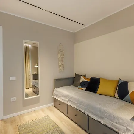 Apartment Downtown Breeze Constanta