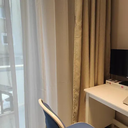 Downtown Breeze Apartament *