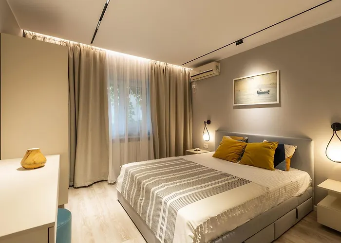 Downtown Breeze Констанца